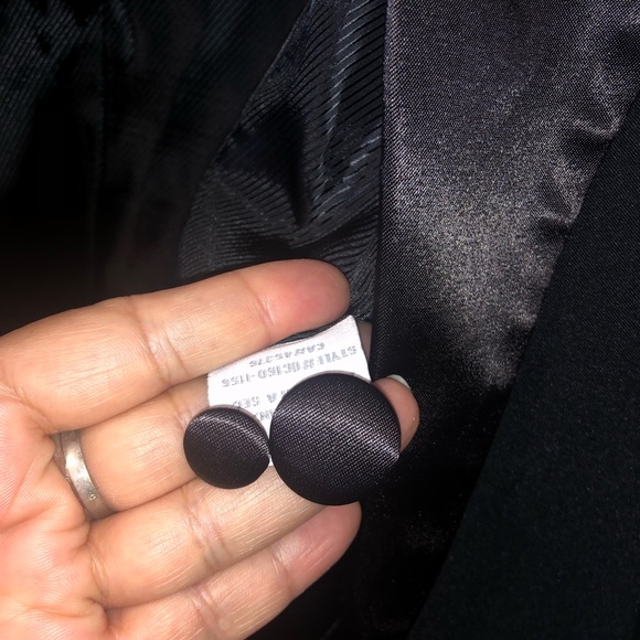 Black blazer with satin lapels - Picture 5 of 6